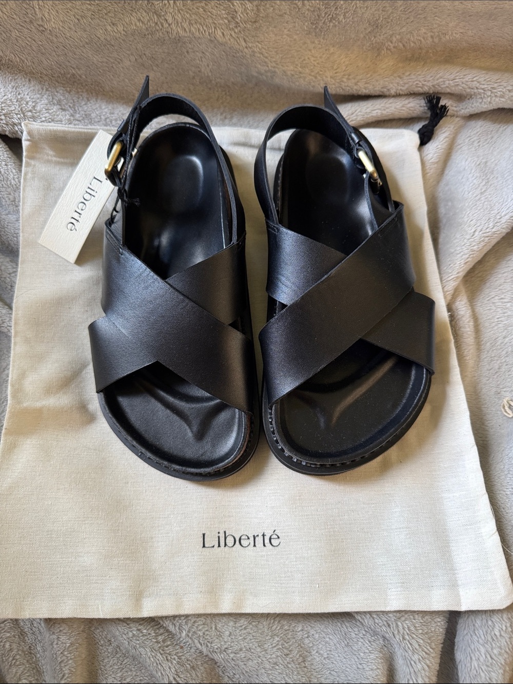 NWT Liberté Leather Black Capri Sandal Wider Fit EU 35